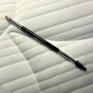 Anastasia Beverly Hill #14 Brush